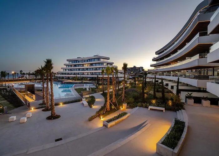 Apartamento Vivi Homes - Dali Pool, Sauna, Gym&sea View