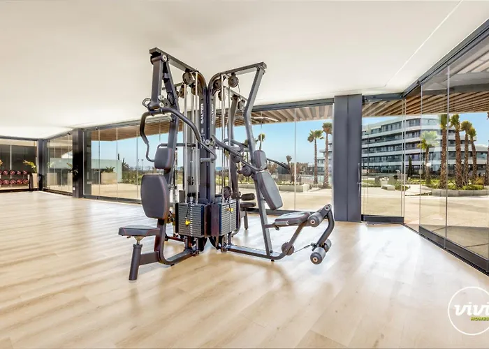 Apartamento Vivi Homes - Dali Pool, Sauna, Gym&sea View *