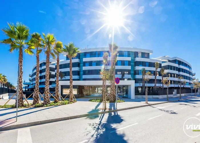 Vivi Homes - Dali Pool, Sauna, Gym&sea View *