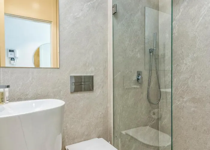 Vivi Homes - Dali Pool, Sauna, Gym&sea View *