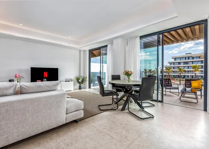 Vivi Homes - Dali Pool, Sauna, Gym&sea View Apartamento Torremolinos