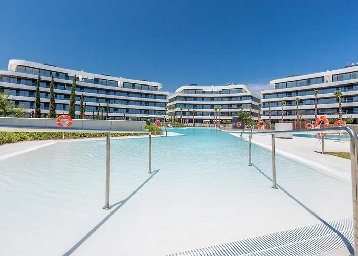 Apartamento Vivi Homes - Dali Pool, Sauna, Gym&sea View